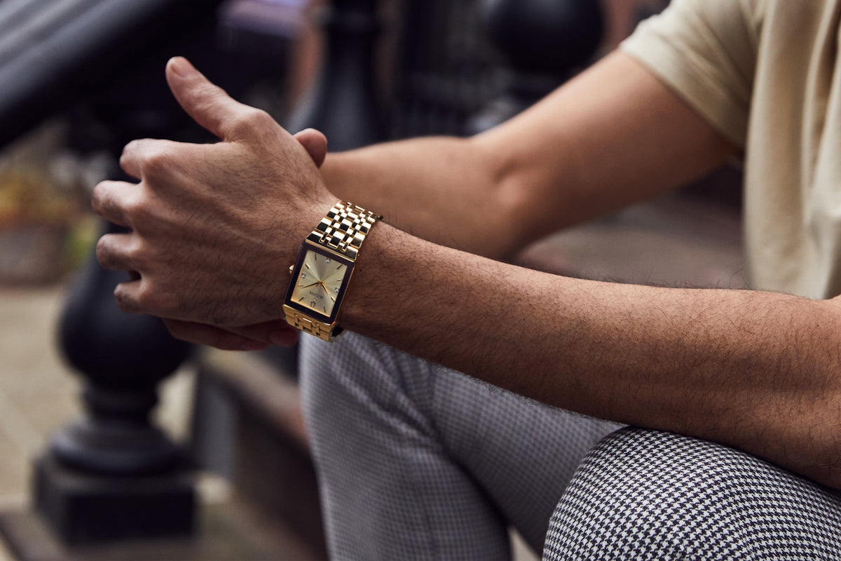 Bulova  Modern