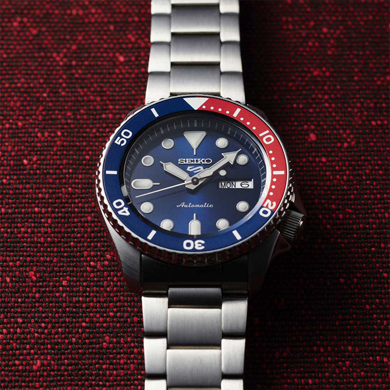 SEIKO SEIKO 5 SPORTS
