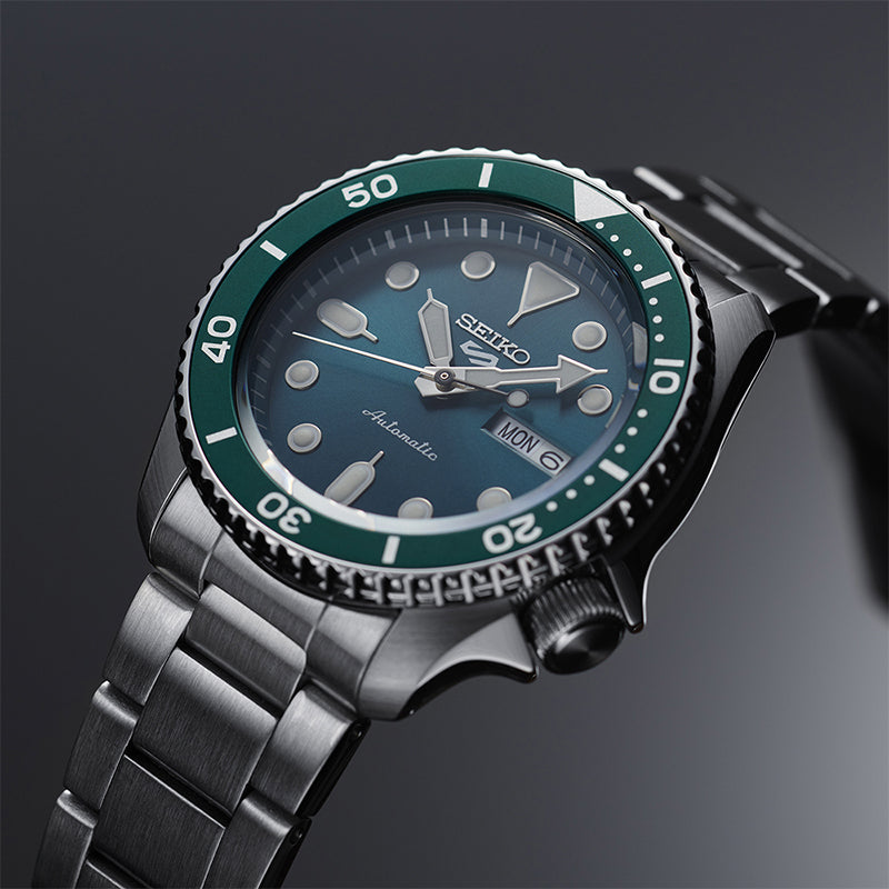 SEIKO SEIKO 5 SPORTS