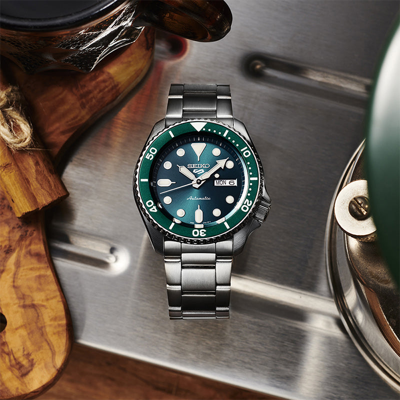 SEIKO SEIKO 5 SPORTS