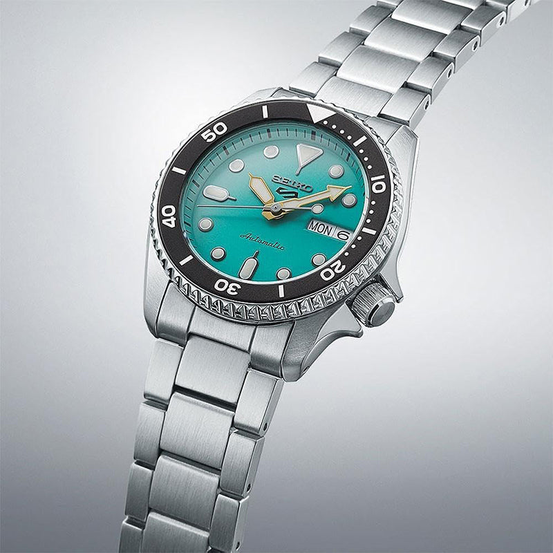 SEIKO SEIKO 5 SPORTS